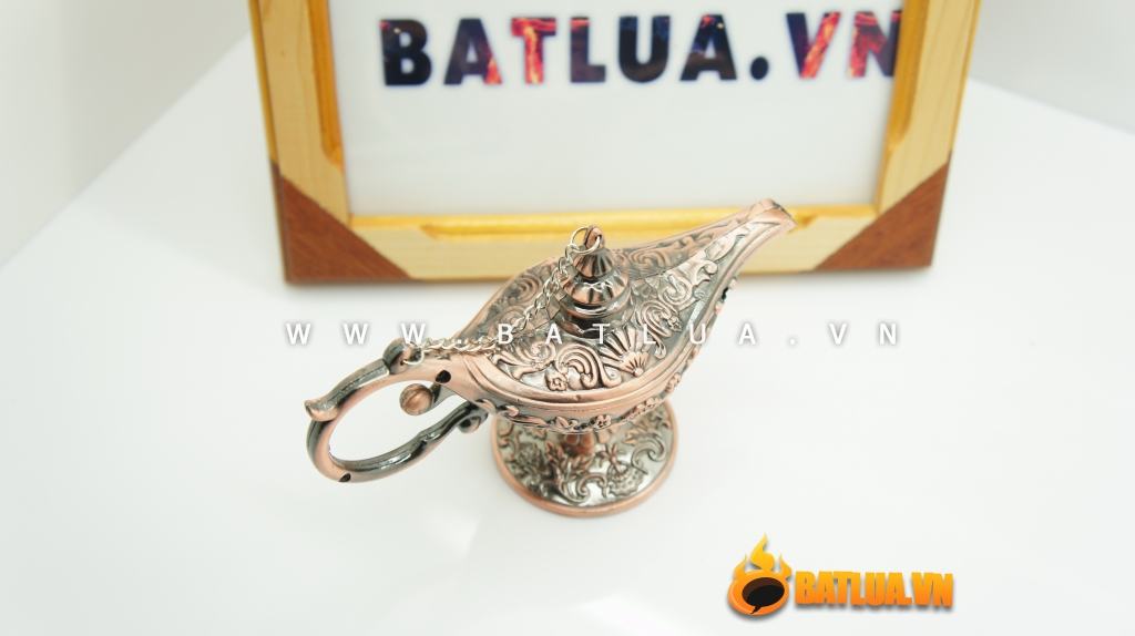 Bật lửa hình cây đèn thần alađanh MS88 100