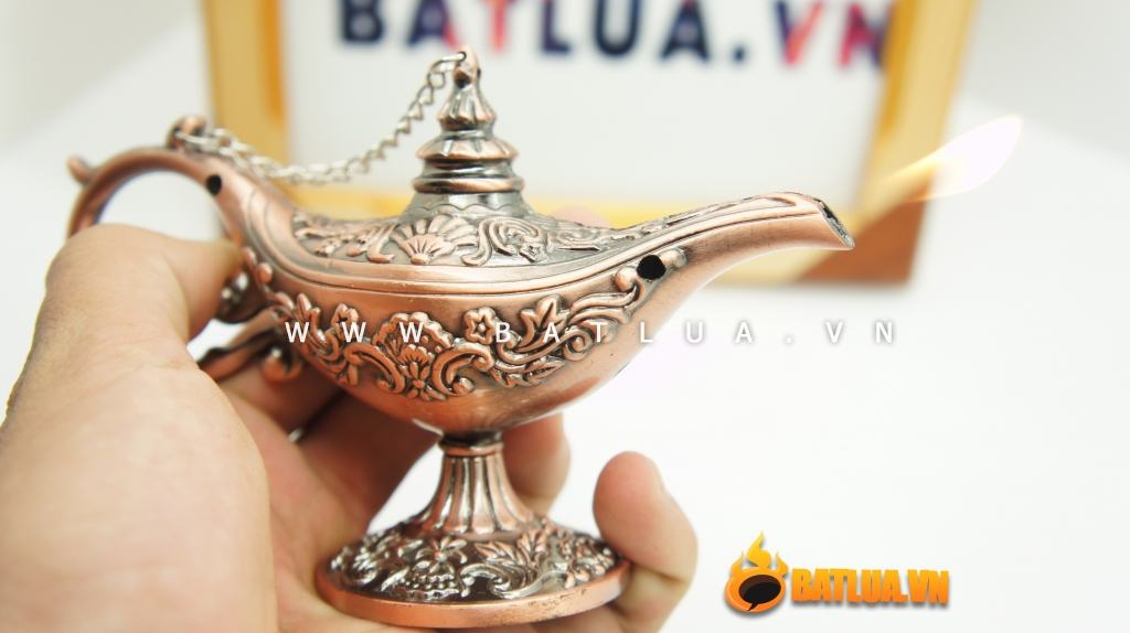 Bật lửa hình cây đèn thần alađanh MS88 100