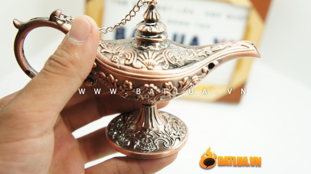 Bật lửa hình cây đèn thần alađanh MS88 100