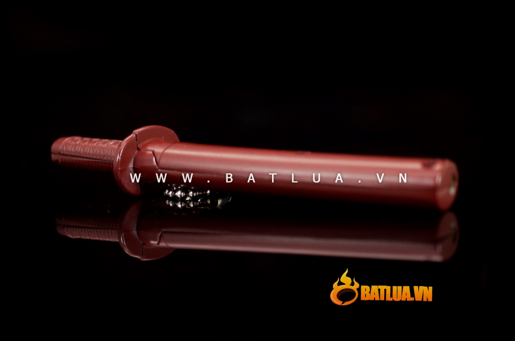 Bật lửa khò hình thanh kiếm Katana