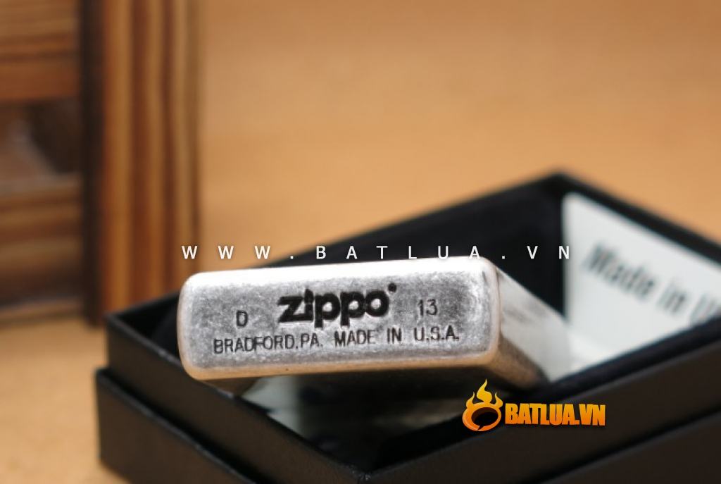Bật lửa Zippo chính hãng Bạc cổ Love