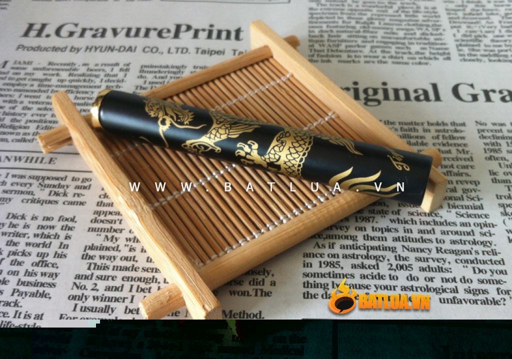 Bật lửa Tiger 858 hình trụ tròn thanh lịch nhiều màu sắc