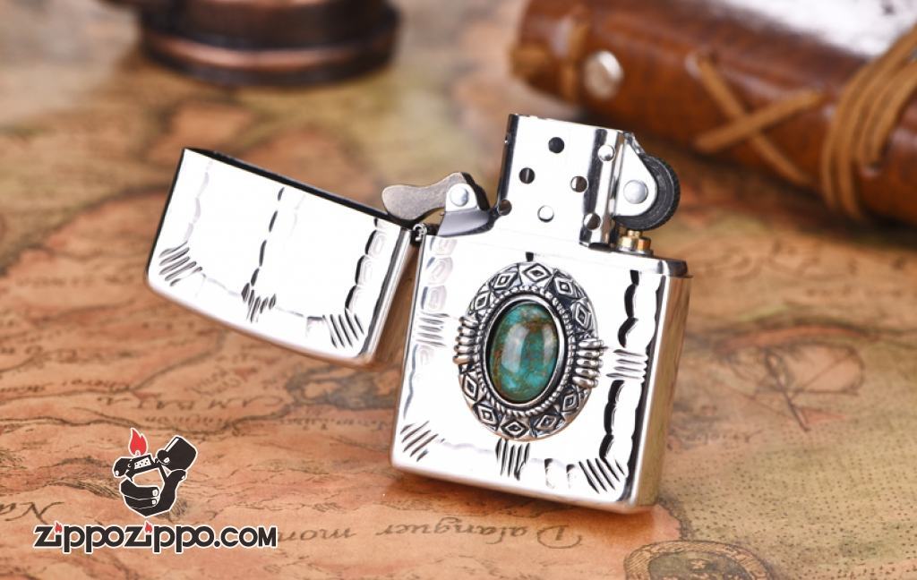 Bật lửa Zippo mạ bạc đính đá Limited Edition