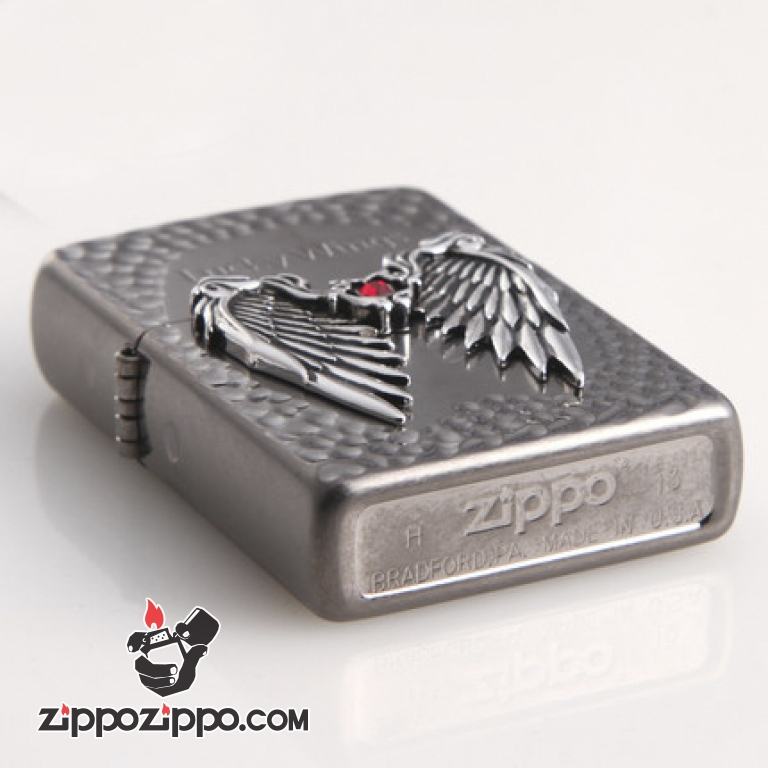 Bật lửa Zippo Đen bạc khắc Lucky Wins