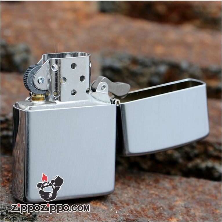 Bật lửa Zippo phiên bản Thánh giá thiên thần