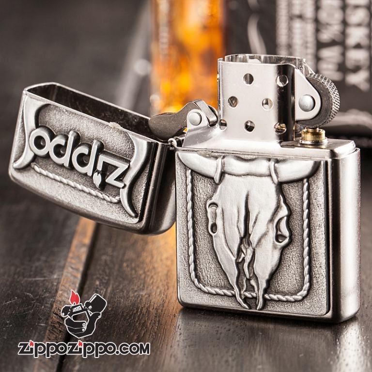 Bật lửa Zippo khắc nổi hình hộp sọ đầu bo