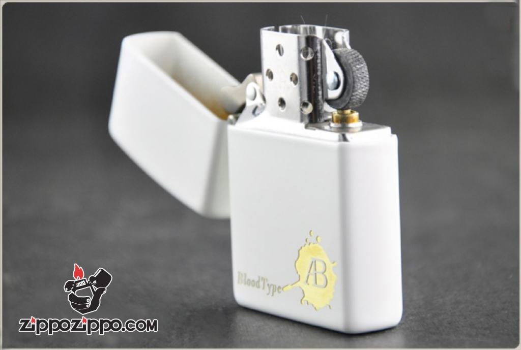 Bật lửa Zippo phiên bản Blood Type AB