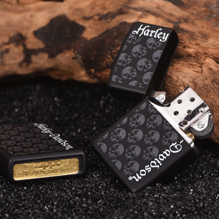 Bật lửa Zippo phiên bản Harley Skull