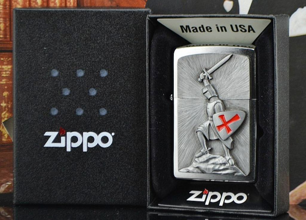 Bật lửa Zippo phiên bản Thập Tự Chinh