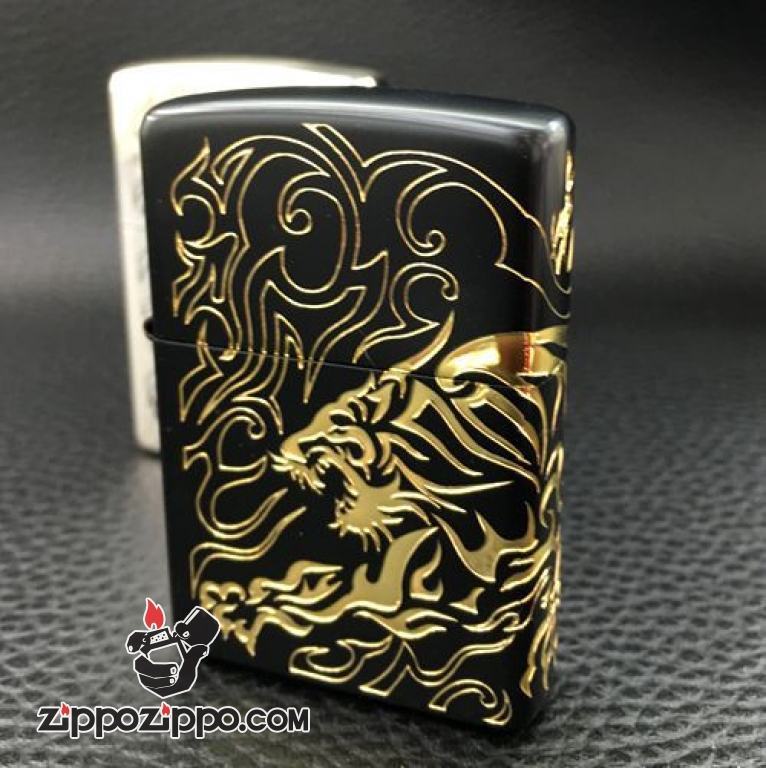 Bật lửa Zippo khắc Hổ sơn đen vàng