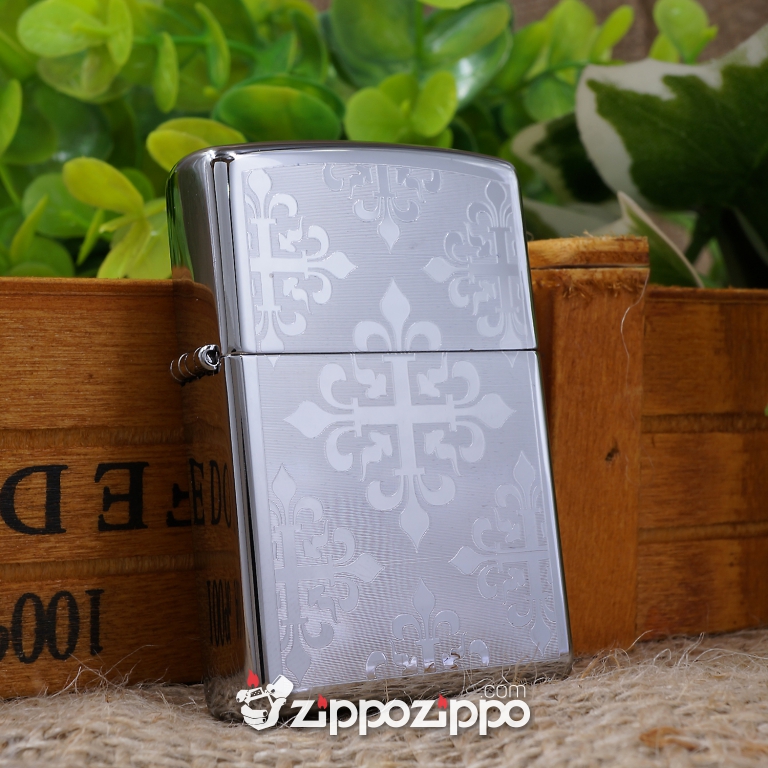 bât lửa zippo mầu bạc khắc hoa văn tinh tế