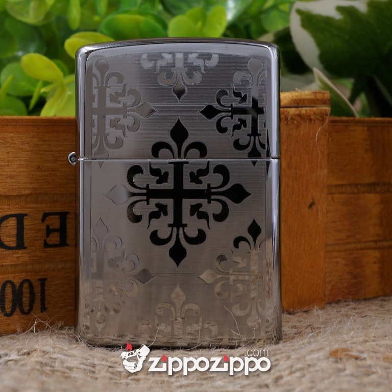 bât lửa zippo mầu bạc khắc hoa văn tinh tế