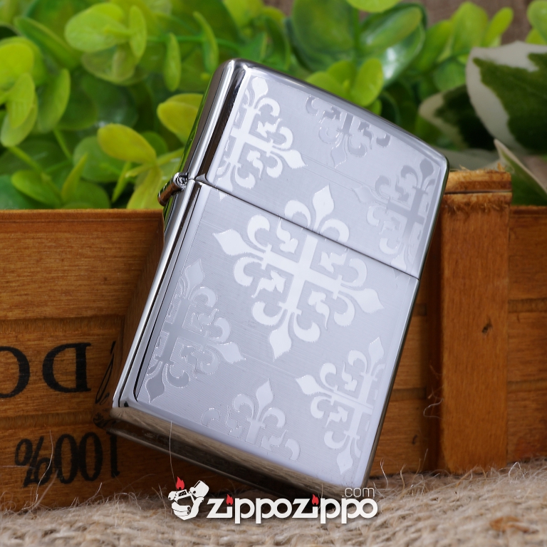 bât lửa zippo mầu bạc khắc hoa văn tinh tế