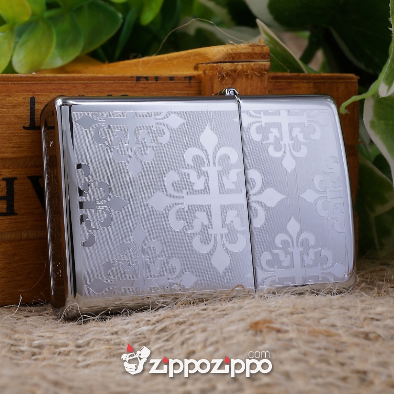 bât lửa zippo mầu bạc khắc hoa văn tinh tế