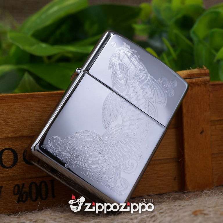 Zippo mầu bạc khắc hoa văn cá chép