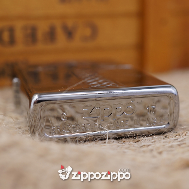 Zippo mầu bạc khắc hoa văn cá chép