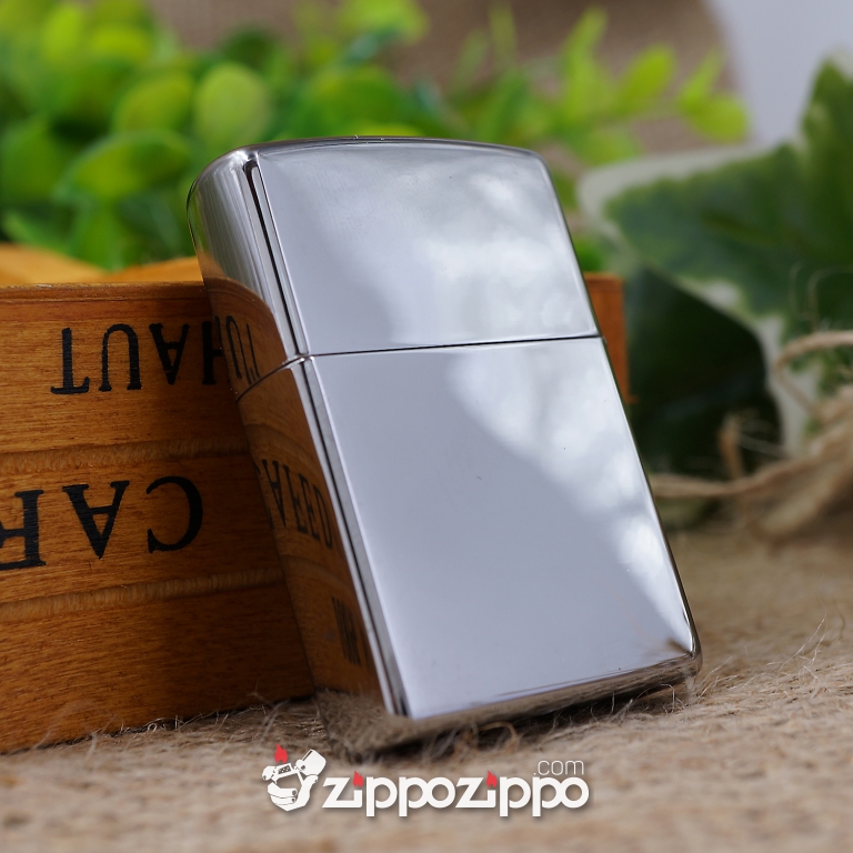 bât lửa zippo mầu bạc khắc hoa văn tinh tế