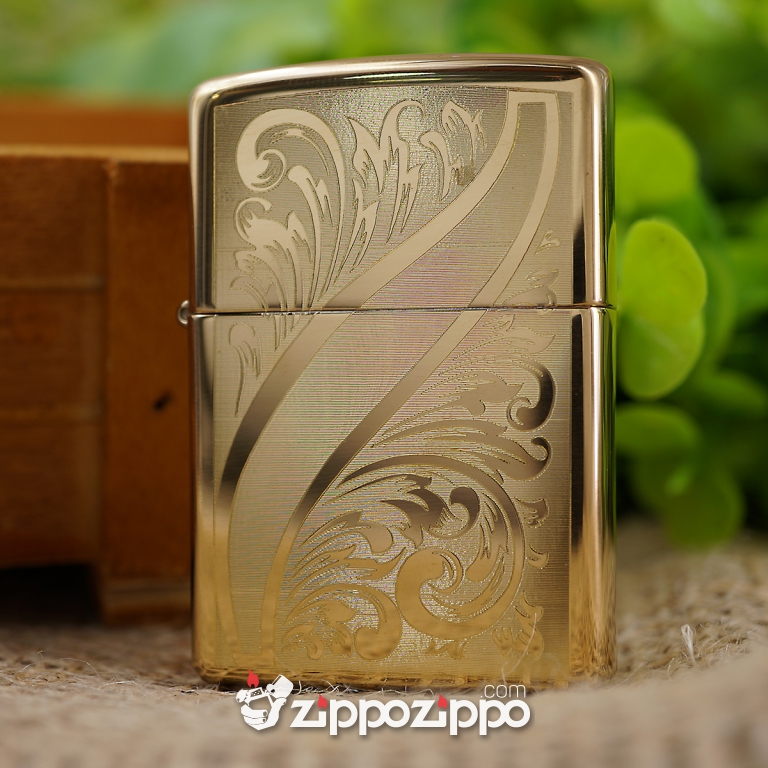 BẬT LỬA ZIPPO ĐỒNG VÀNG KHẮC HOA VĂN TINH XẢO