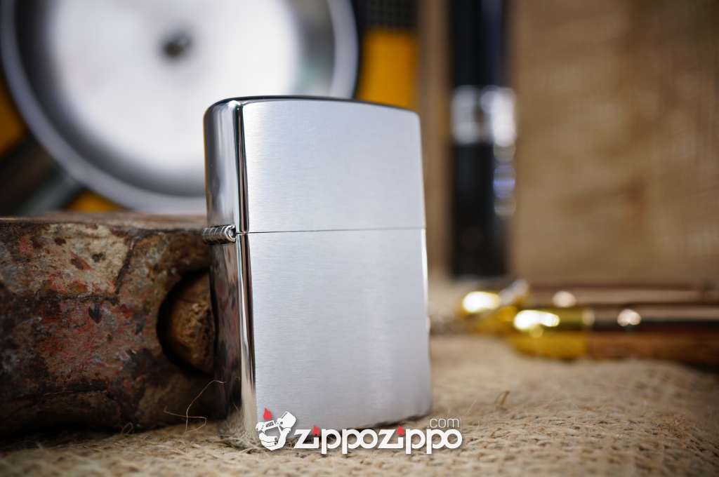 bật lửa zippo cổ bạc xước sản xuất năm 1995