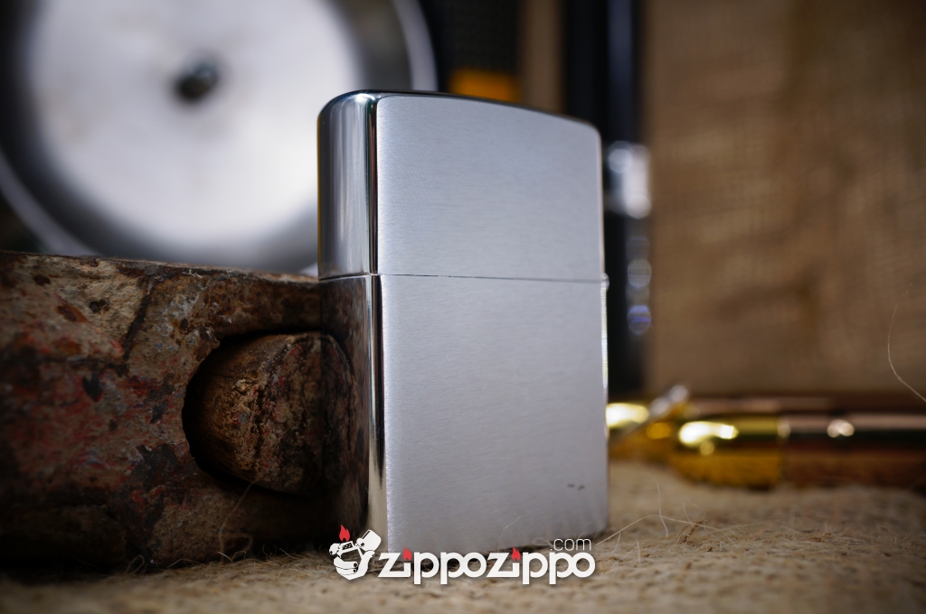 bật lửa zippo cổ bạc xước sản xuất năm 1995