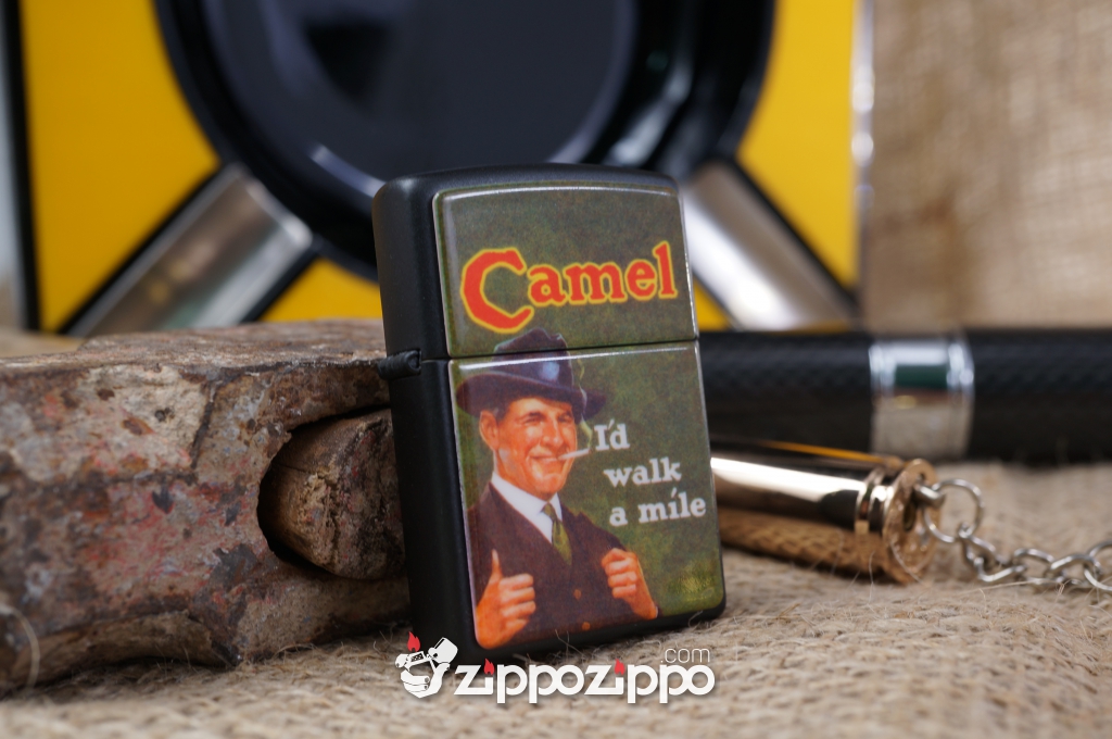 Bật lửa zippo cổ camel khắc nổi