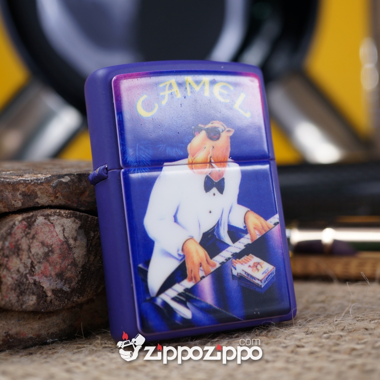 Bật lửa zippo cổ camel khắc nổi