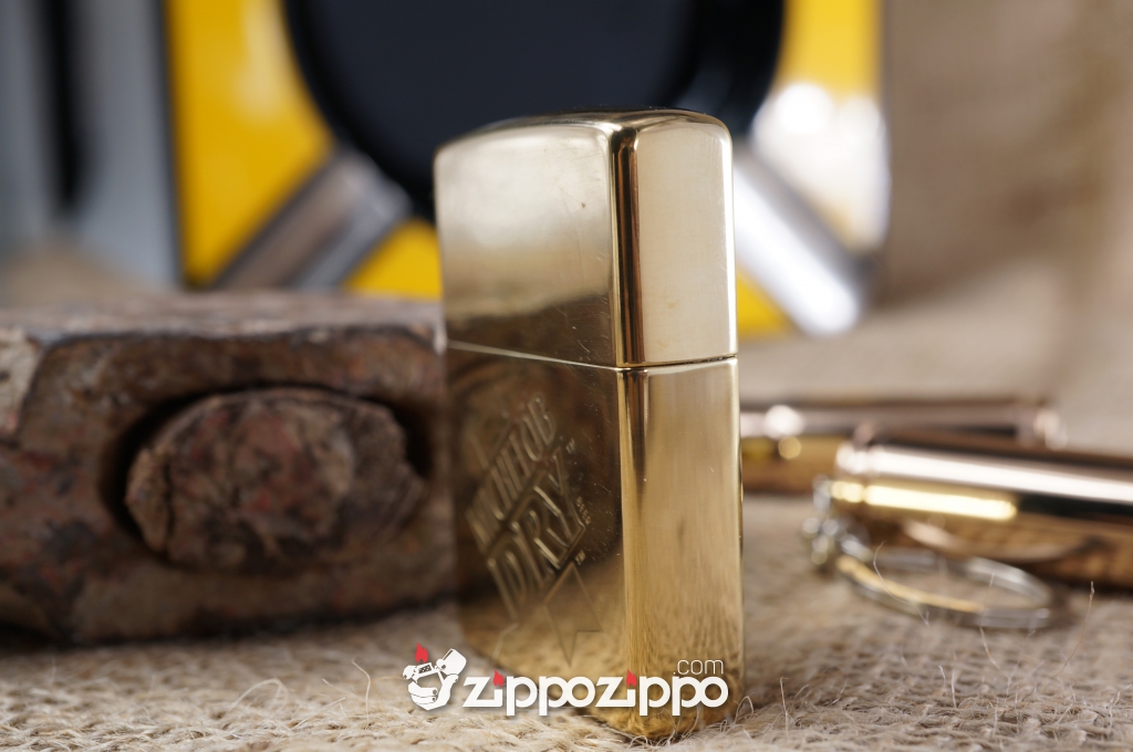 bật lửa zippo cổ vỏ đồng Mechelob sarnxuaats năm 1993