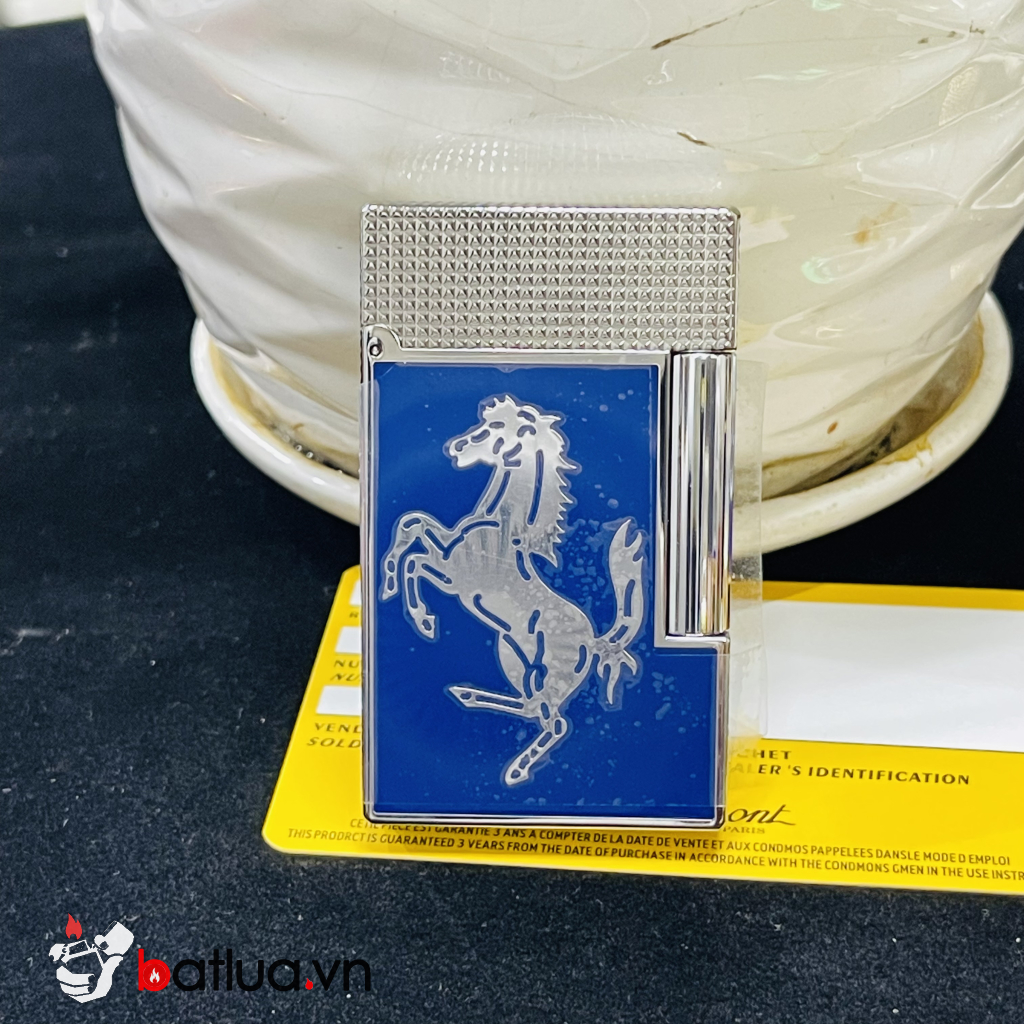 Bật lửa S.T. Dupont Ferrari Xanh Dương – Bạc Cao Cấp  -  Dupont phong cách thể thao tinh tế