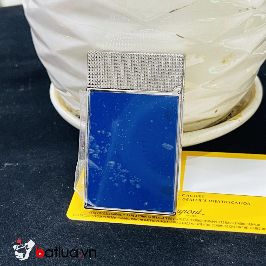 Bật lửa S.T. Dupont Ferrari Xanh Dương – Bạc Cao Cấp  -  Dupont phong cách thể thao tinh tế