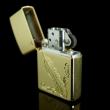 Bật lửa dạng Zippo Zorro in hoa văn lông vũ giàu đậm chất nghệ thuật