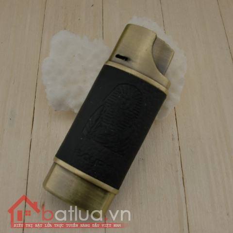 Bật lửa nhỏ gọn bọc da xung quanh khắc hình người dân cổ đại Ấn Độ