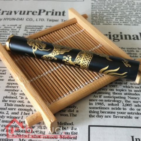 Bật lửa Tiger 858 hình trụ tròn thanh lịch nhiều màu sắc