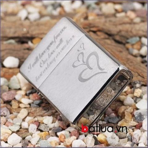 Bật lửa Zippo chính hãng xước trái tim