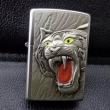 Bật lửa Zippo khắc nổi Tiger