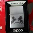 Bật lửa Zippo phiên bản Crom khắc song mã