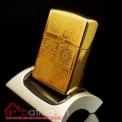 Bật lửa Star  6 ô vuông khắc hoa văn màu vàng lịch lãm