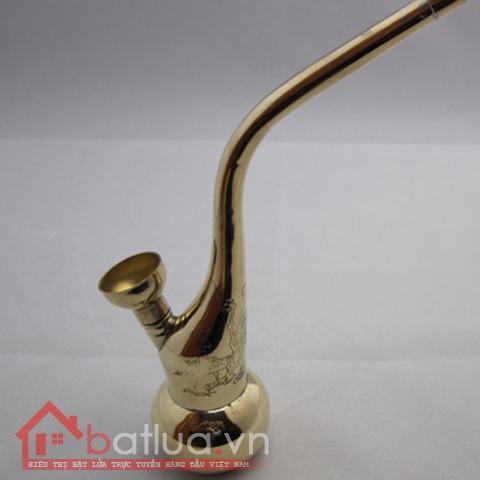 Tẩu hút thuốc chất liệu đồng có lọc nước khắc họa tiết trang trí