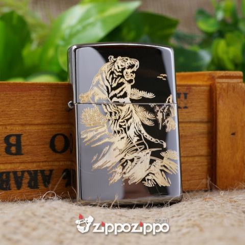 Zippo Đen Bóng KHắc Mạ Bàng Hình Mãnh Hổ Trên núi