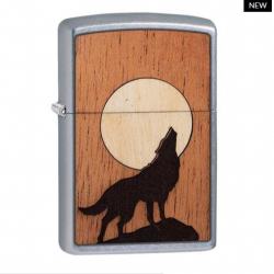 Zippo khắc Laser ảnh sói hú trên miếng gỗ - Mã SP:  ZPC2414